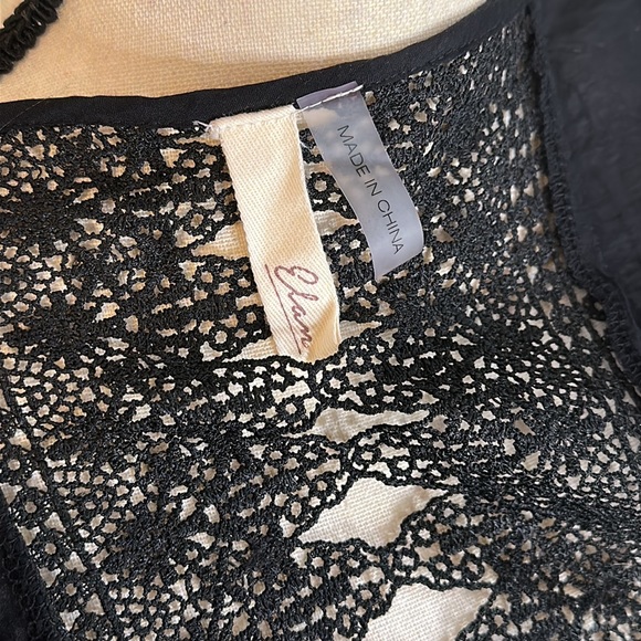 NWOT-Elan lace pool cover up Size: Small - Picture 10 of 11